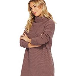 Free People  cable knit oversized sweater NWT